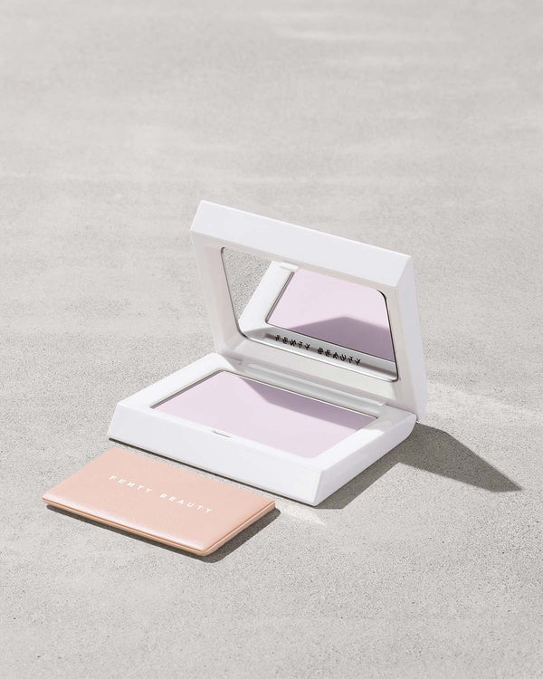 Fenty Beauty - Bright Fix (Polvo fijador compacto) 7.95g
